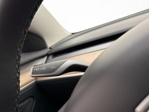 Tesla Model 3 bild 24