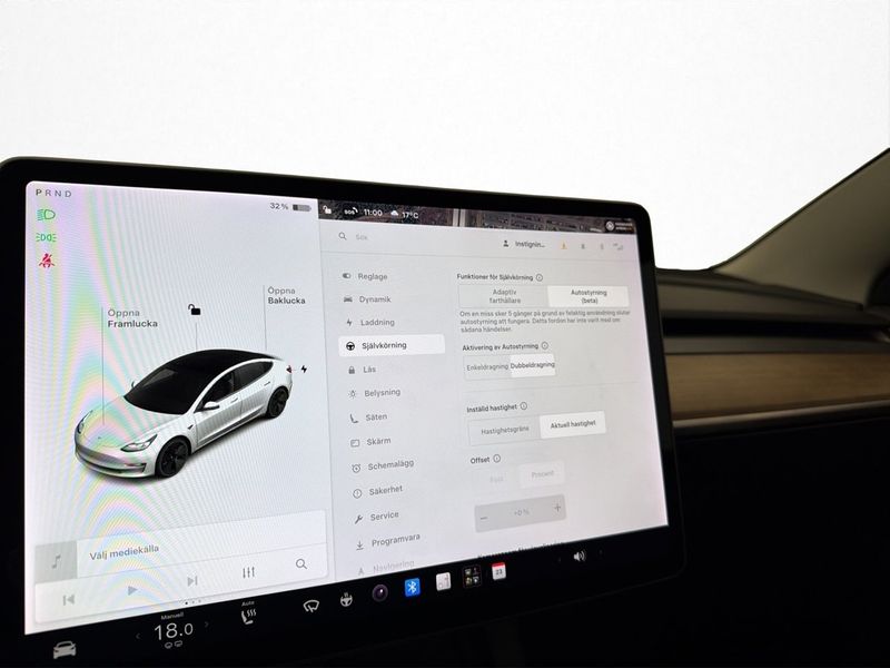 Tesla Model 3 bild 21