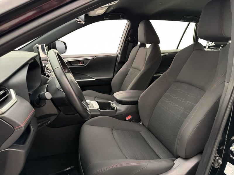 Toyota RAV4 bild 11