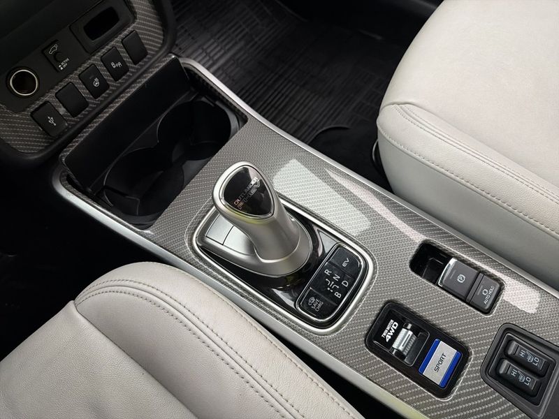 Mitsubishi Outlander bild 18