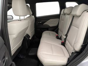 Mitsubishi Outlander bild 28