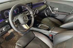 Mercedes CLA200 bild 16