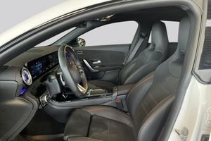 Mercedes CLA200 bild 8