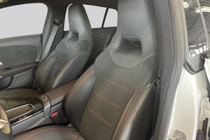 Mercedes CLA200 bild 17