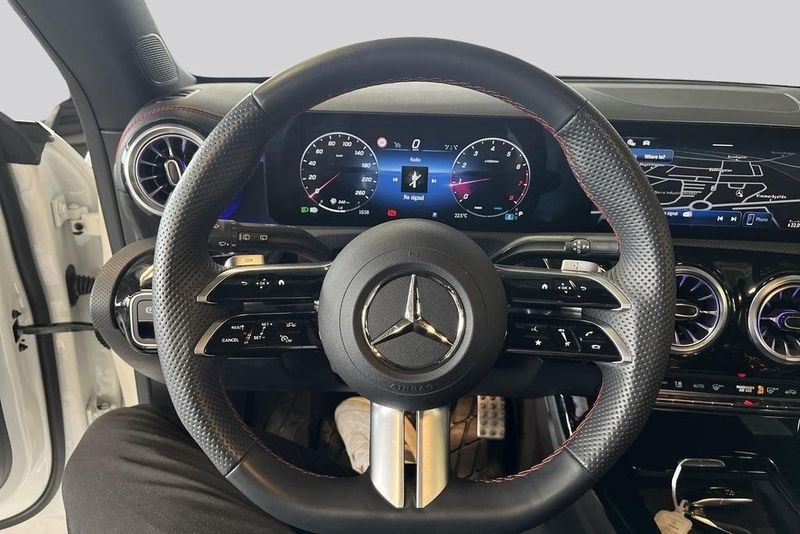 Mercedes CLA200 bild 10
