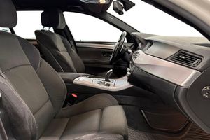 BMW 520 bild 15