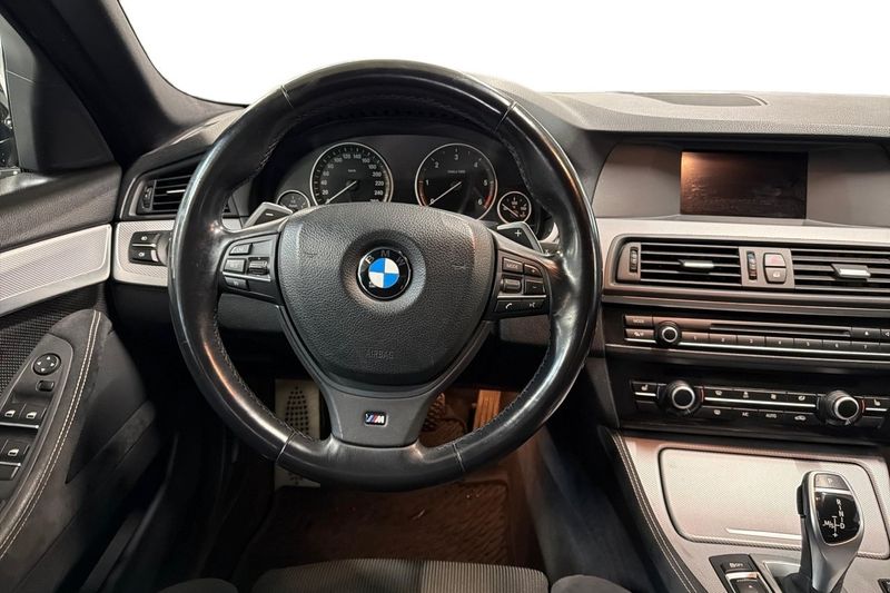 BMW 520 bild 16