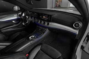 Mercedes E300 bild 8