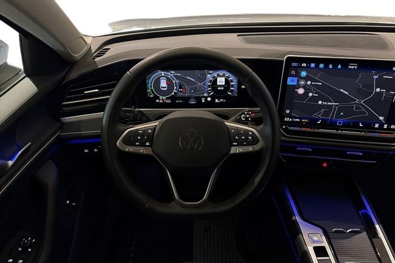 Volkswagen Passat bild 12