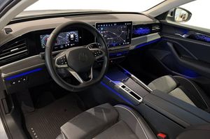 Volkswagen Passat bild 9