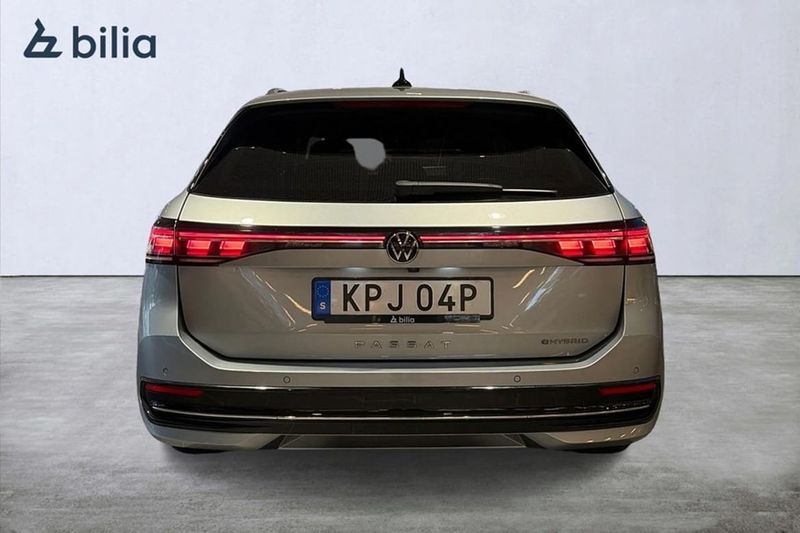 Volkswagen Passat bild 7