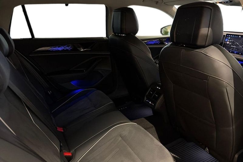 Volkswagen Passat bild 21