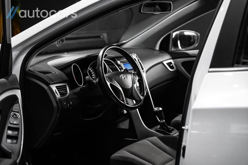 Hyundai i30 bild 24
