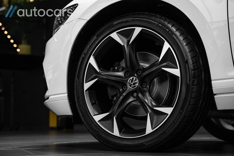 Volkswagen Passat bild 8