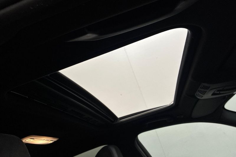 BMW 120 bild 18