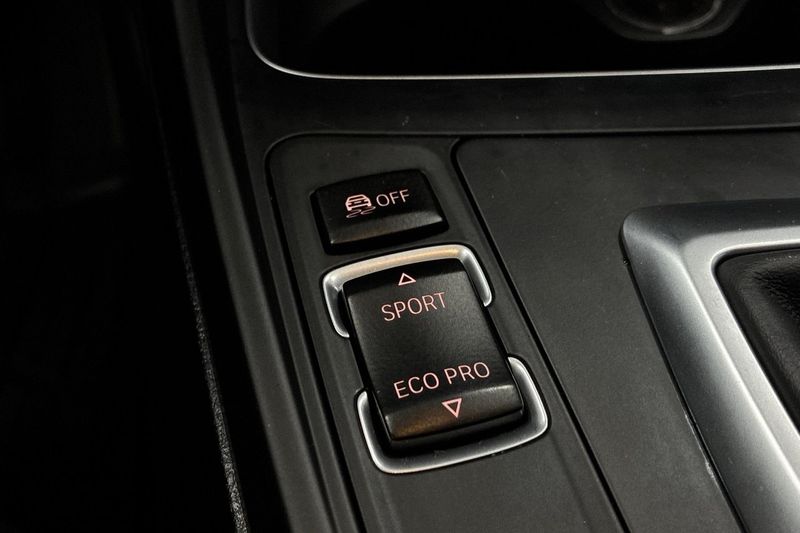 BMW 120 bild 24