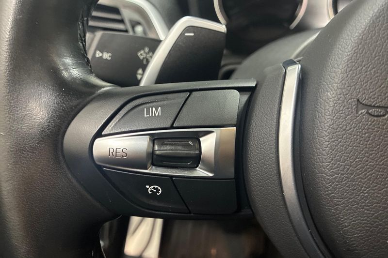 BMW 120 bild 21