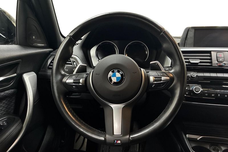 BMW 120 bild 16