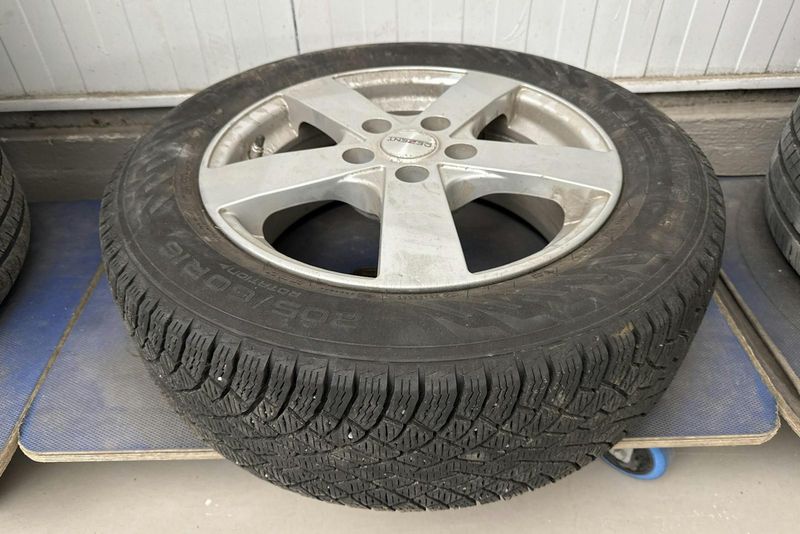 Tesla Model 3 bild 24