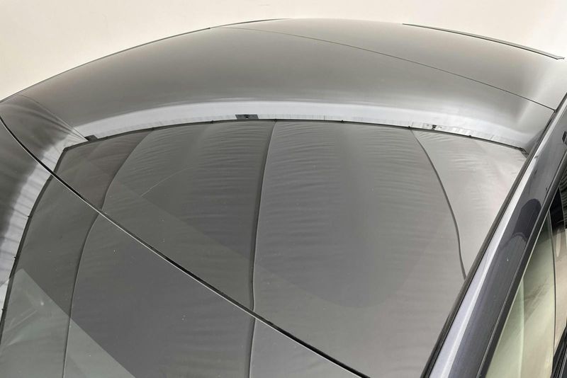 Tesla Model 3 bild 21