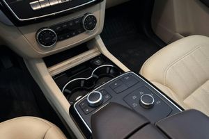 Mercedes GLE350 bild 14