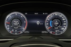 Volkswagen Passat bild 10