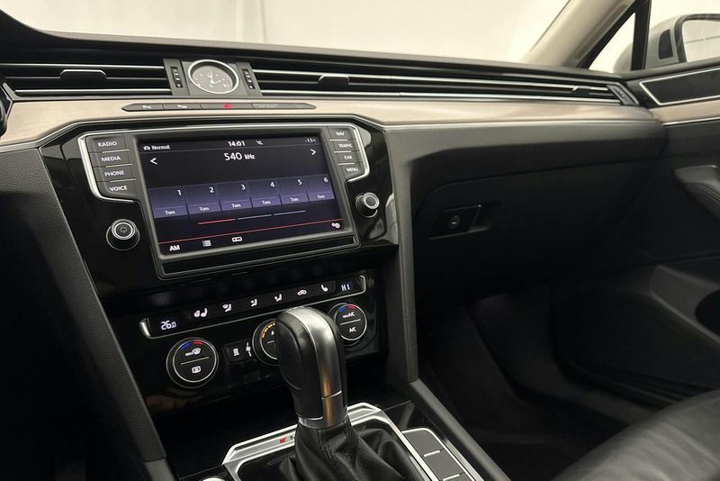 Volkswagen Passat bild 15