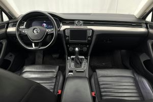 Volkswagen Passat bild 6