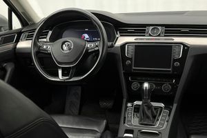 Volkswagen Passat bild 18