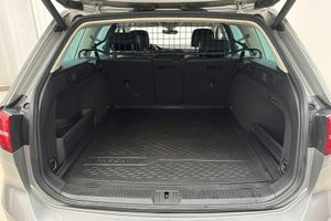 Volkswagen Passat bild 9