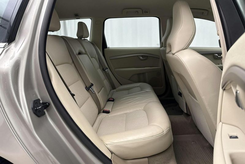 Volvo V70 bild 8