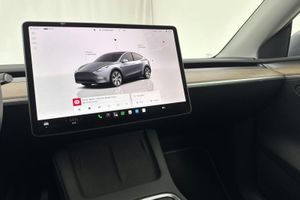 Tesla Model Y bild 14