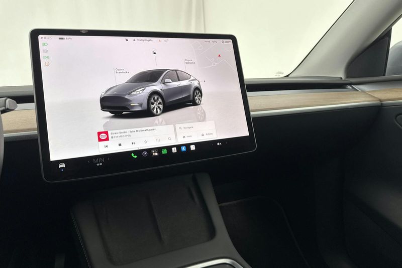 Tesla Model Y bild 14