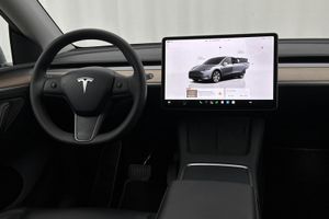 Tesla Model Y bild 15
