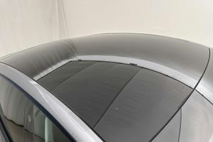 Tesla Model Y bild 18
