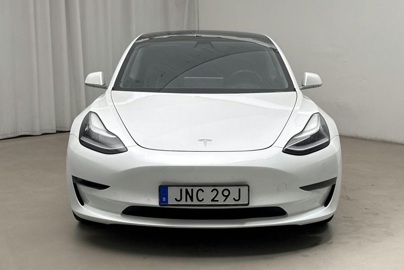 Tesla Model 3 bild 4
