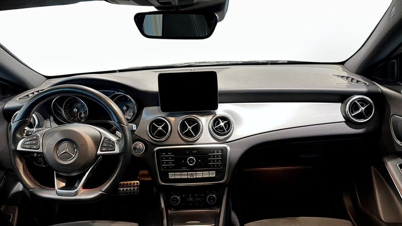 Mercedes CLA180 bild 4