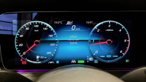 Mercedes E220 bild 15