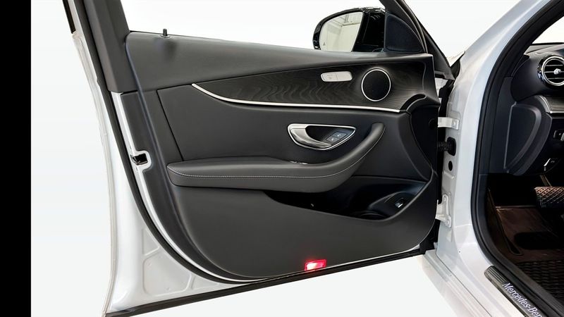 Mercedes E220 bild 11
