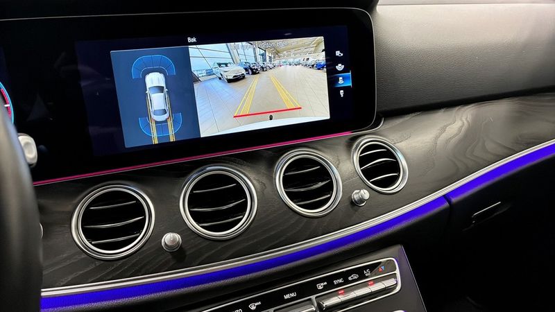 Mercedes E220 bild 17