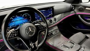 Mercedes E220 bild 14