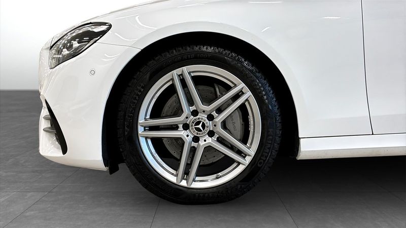 Mercedes E220 bild 9