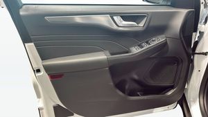 Ford Kuga bild 11