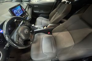 Toyota C-HR bild 7