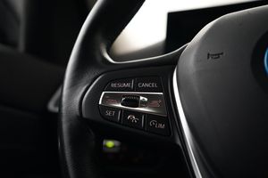BMW 330 bild 10