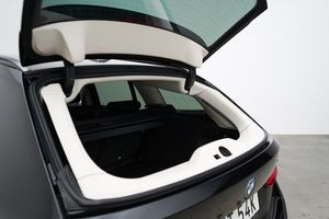 BMW 330 bild 19