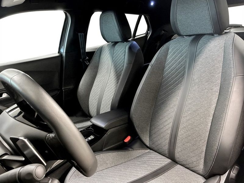 Peugeot 2008 bild 5