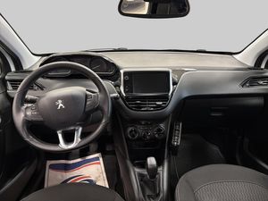 Peugeot 208 bild 7