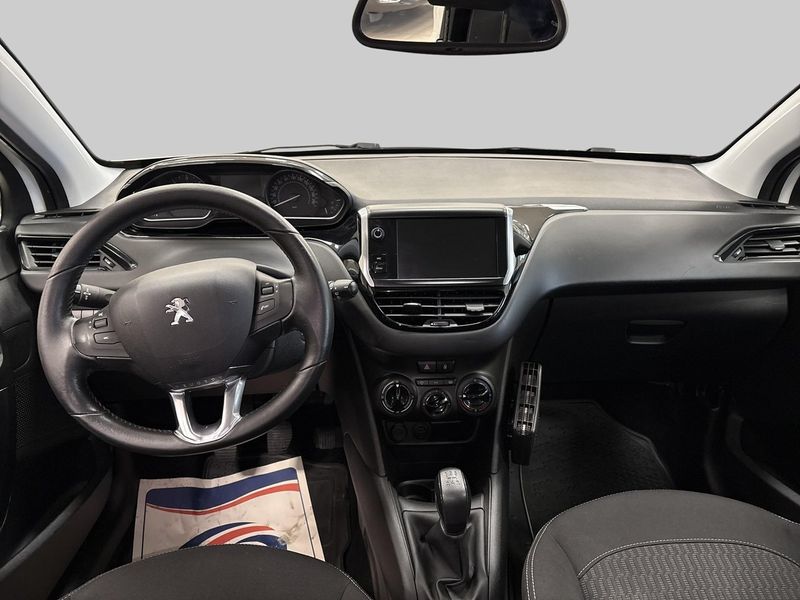 Peugeot 208 bild 7