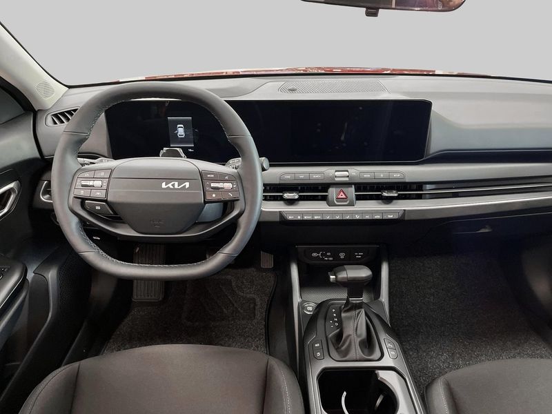 Kia K4 bild 7
